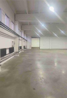 Теплый склад без колонн, производство 875.7 м²