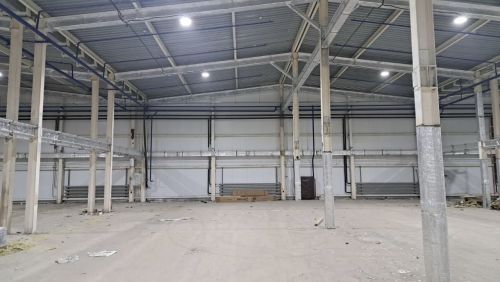Склад (B) 1 300 м²